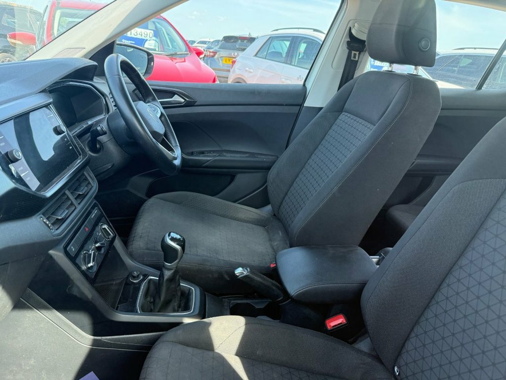 Volkswagen T-Cross 1L Se NL72XDW White #3