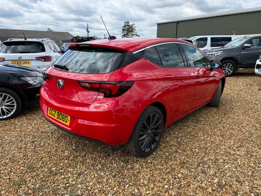 Vauxhall Astra 1.4L Griffin OGZ9080 Red #2