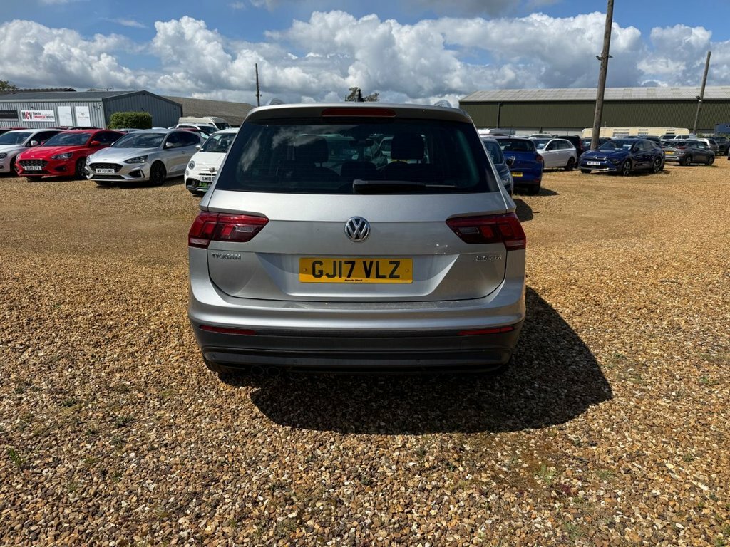 Volkswagen Tiguan 2L Se Navigation GJ17VLZ Silver #6