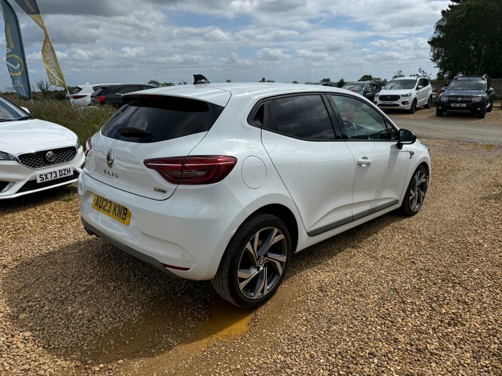 Renault Clio 1L Rs Line AU23KNB White #3