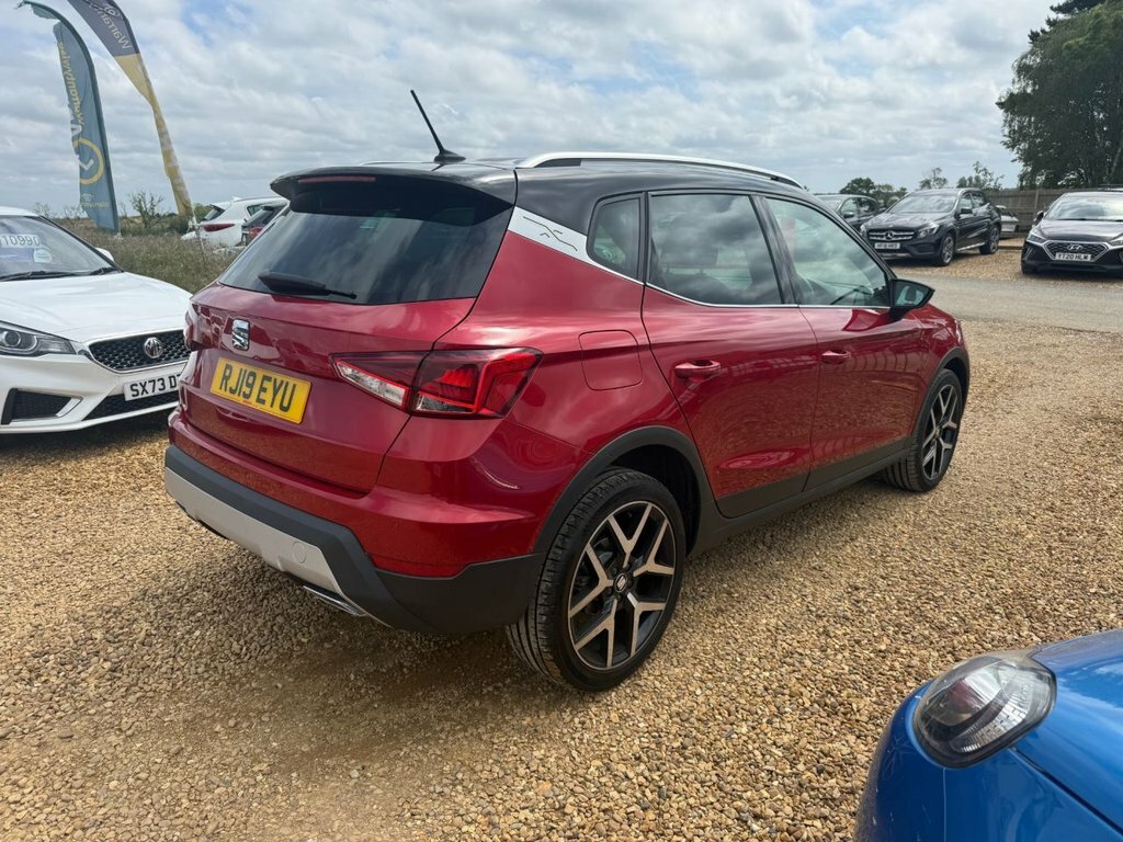Seat Arona 1.5L Fr Sport Red #3