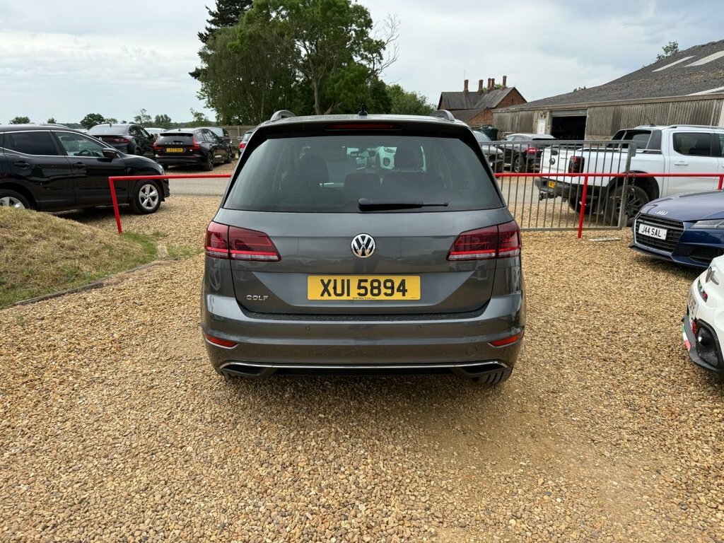 Volkswagen Golf SV 2L Match XUI5894 Grey #6