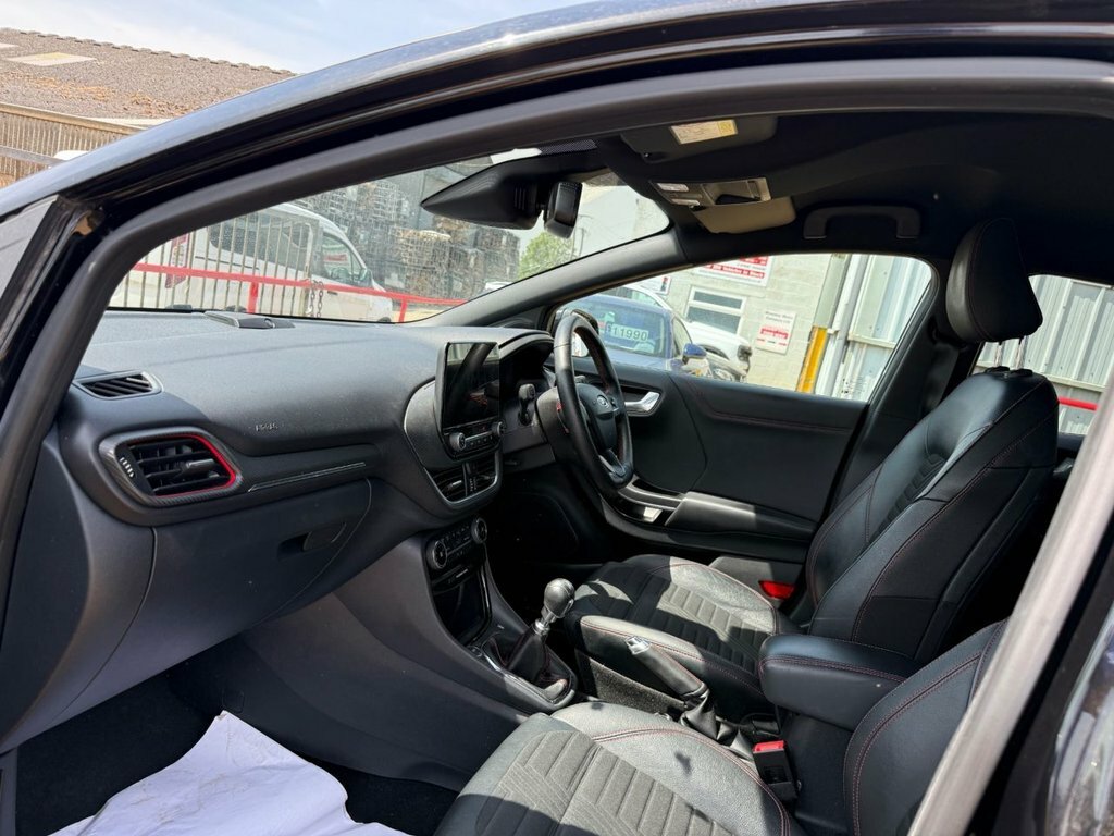 Ford Puma 1L St-line X SB70OPG Black #4