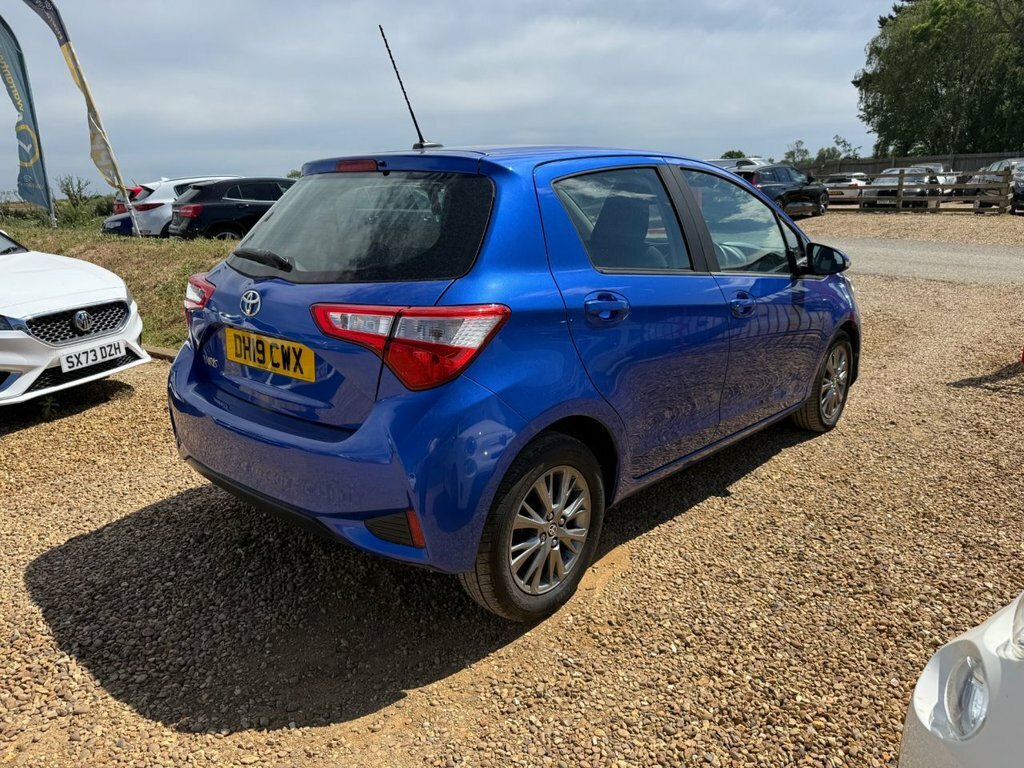Toyota Yaris 1.5L Icon DH19CWX Blue #3