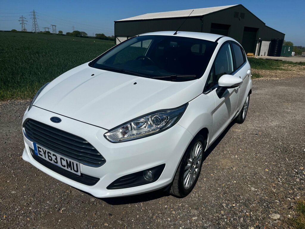 Ford Fiesta 1.0T Ecoboost Titanium Hatchback EY63CMU  #6