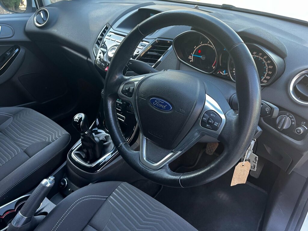Ford Fiesta 1.0T Ecoboost Titanium Hatchback EY63CMU  #5