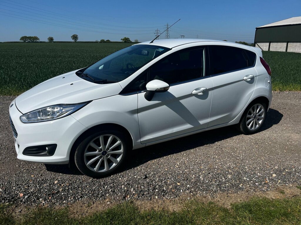 Ford Fiesta 1.0T Ecoboost Titanium Hatchback EO65KNL  #5