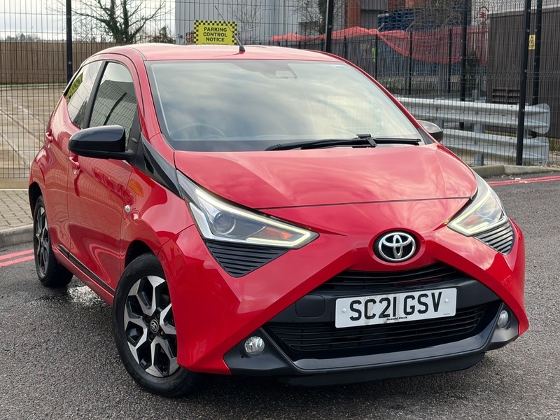 Toyota Aygo 1.0 Vvt-i X-trend Hatchback SC21GSV Red #3
