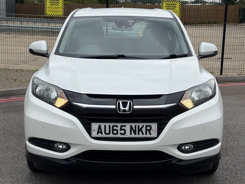 Honda Hr-V 1.5 I-vtec Se Suv White #6