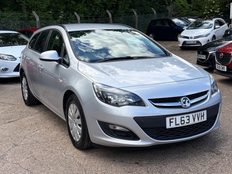 Vauxhall Astra 1.7 Cdti Ecoflex Exclusiv FL63VVH Silver #3