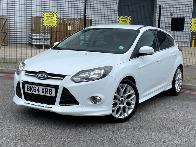 Ford Focus 1.0T Ecoboost Zetec S White