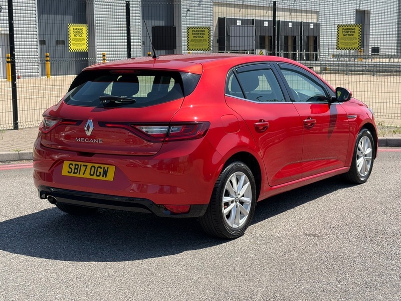 Renault Megane 1.5 Dci Dynamique Nav SB17OGW Red #4