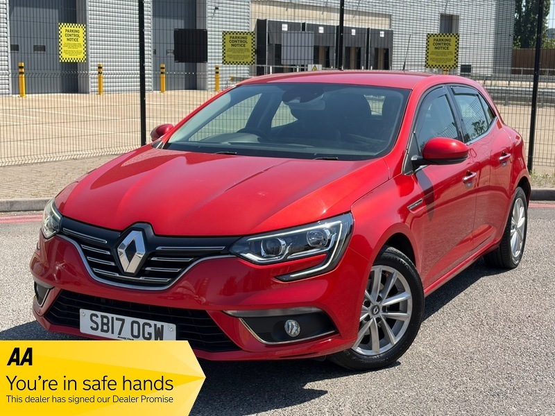 Renault Megane 1.5 Dci Dynamique Nav Red