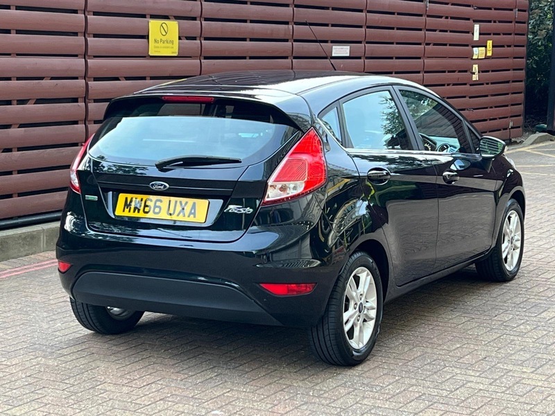 Ford Fiesta 1.0T Ecoboost Zetec Hatchback MW66UXA Black #2
