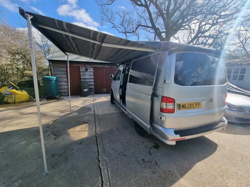 Volkswagen Transporter 2.0-Transporter-t28-102-tdi-swb-0dr White