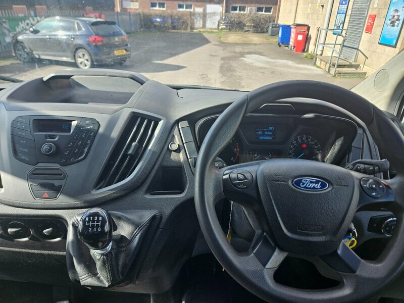 Ford Transit Custom 2.0-Transit-350-0dr YT68XBN White #6