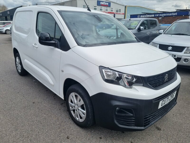 Peugeot Partner 1.5-Partner-asphalt-premium-blue-hdi-0dr CU71ZRC White #4