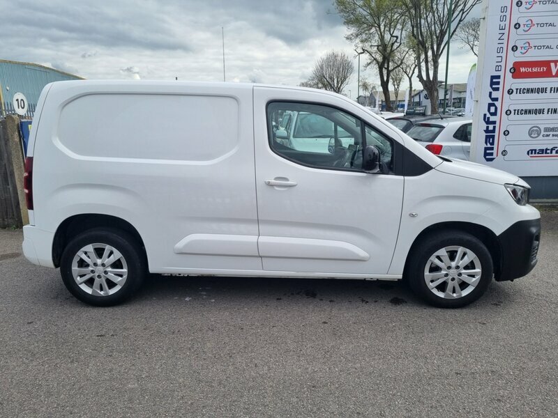 Peugeot Partner 1.5-Partner-asphalt-premium-blue-hdi-0dr CU71ZRC White #6