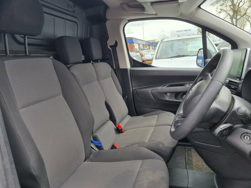 Citroen Berlingo 1.5-Berlingo-1000-enterprise-edition-bluehdi-0dr LE72BBF White #3