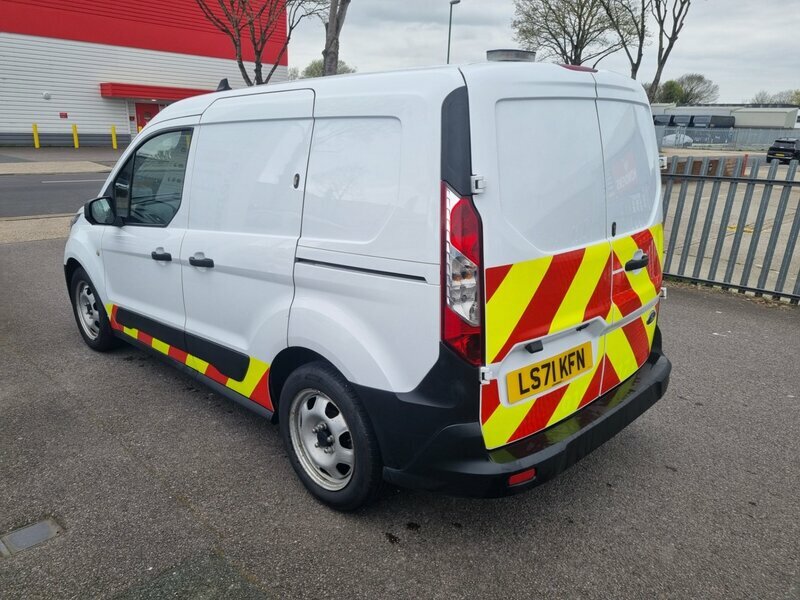 Ford Transit Connect 1.5-Transit-connect-200-base-tdci-0dr LS71KFN White #2