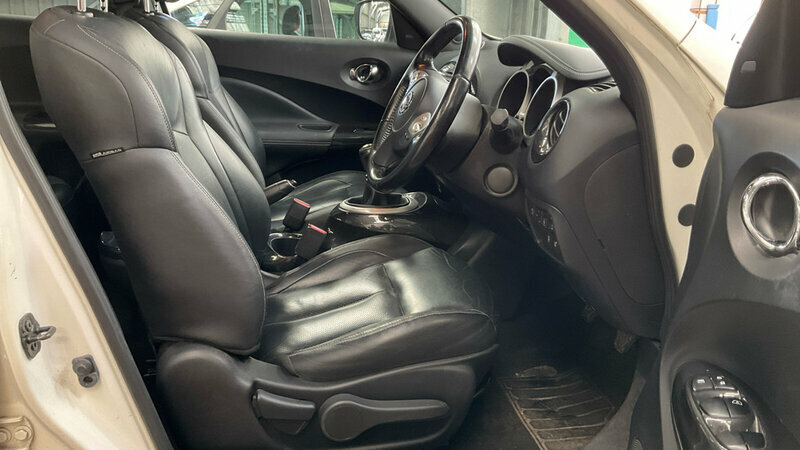 Nissan Juke 1.2-Juke-tekna-dig-t-5dr LS68XYD Blue #3
