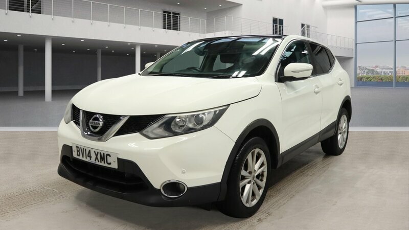 Nissan Qashqai 1.5-Qashqai-acenta-premium-dci-5dr Grey