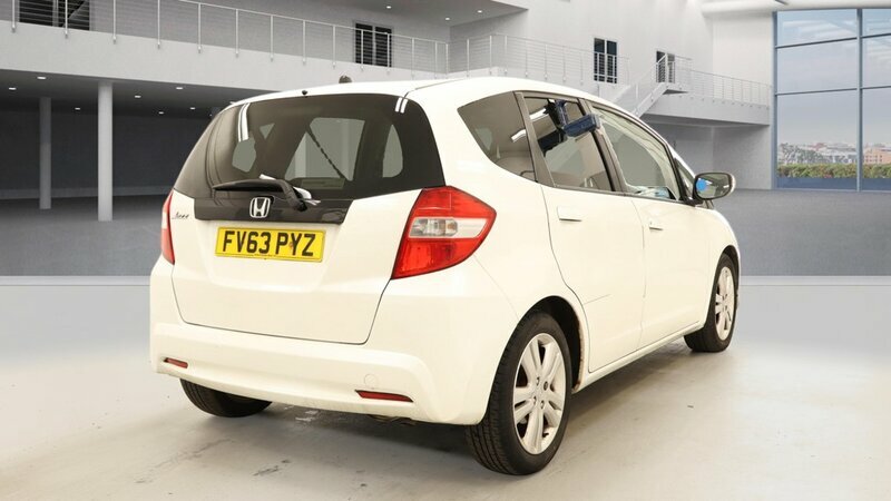 Honda Jazz 1.3-Jazz-i-vtec-ex-5dr CP10AXT Black #6