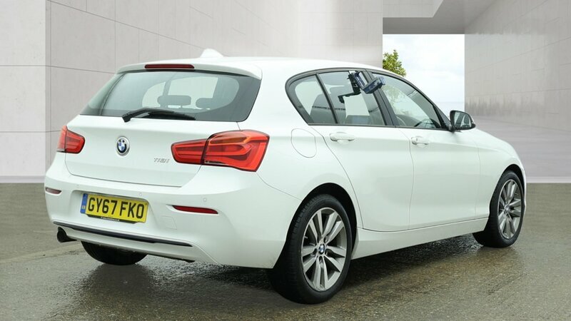 BMW 1 Series 1.5-118I-sport-5dr FD11VVX Red #6