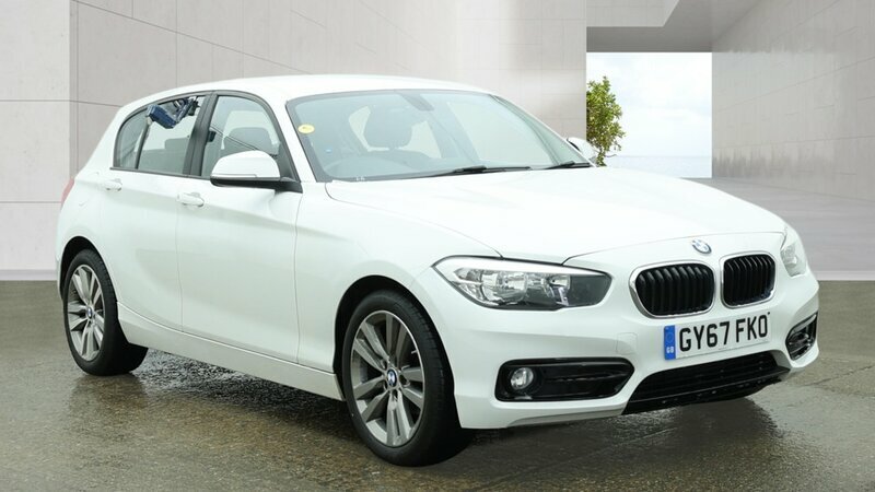 BMW 1 Series 1.5-118I-sport-5dr FD11VVX Red #4