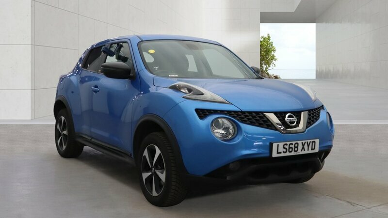 Nissan Juke 1.6-Juke-bose-personal-edition-5dr LV64WLA White #4