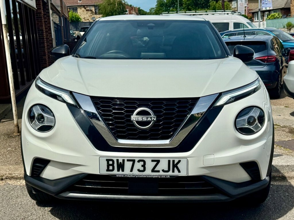 Nissan Juke 1L N-connecta BW73ZJK White #2