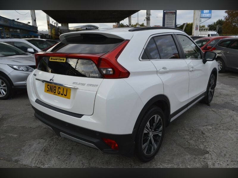 Mitsubishi Eclipse Cross Suv 1.5 T 4 2018 SN18GJJ White #2