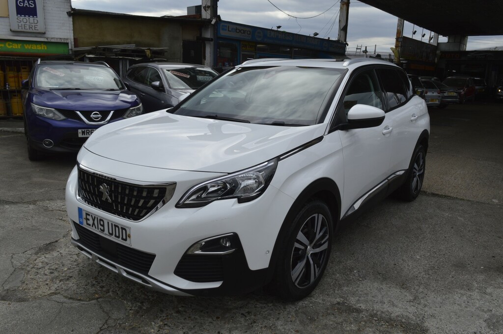 Peugeot 3008 Suv 1.2 Puretech Allure 2019 EX19UDD White #3