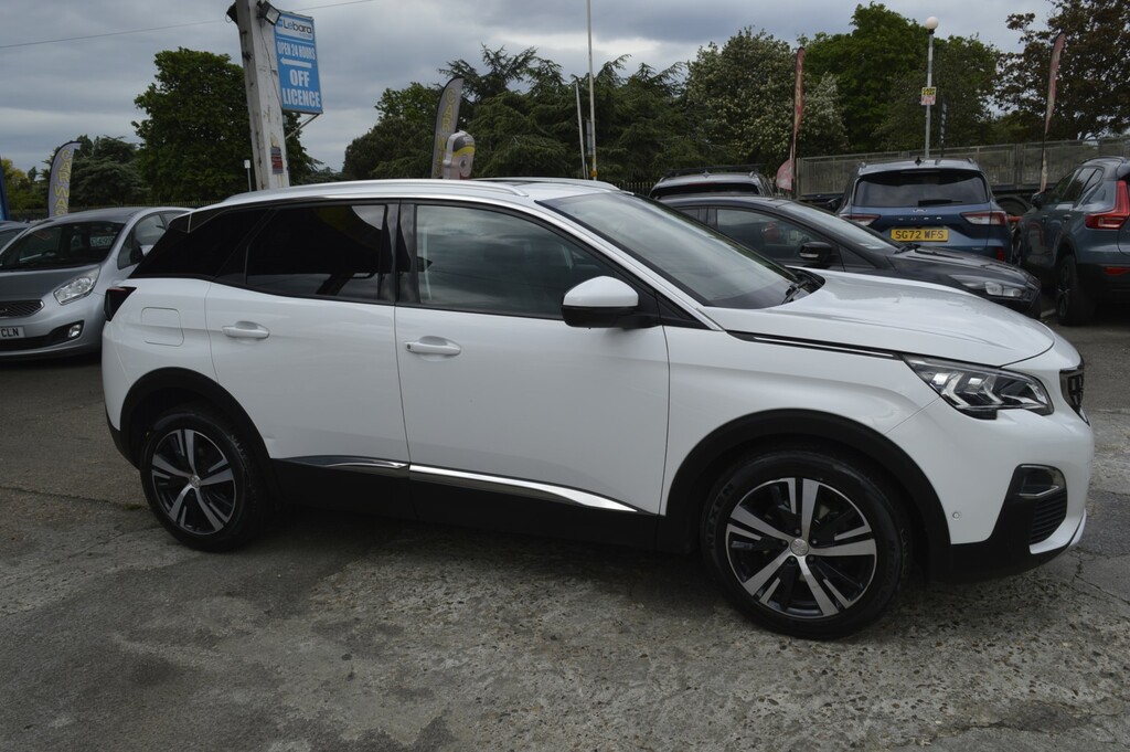 Peugeot 3008 Suv 1.2 Puretech Allure 2019 EX19UDD White #6