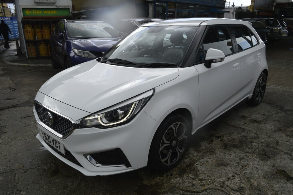 MG MG3 Hatchback 1.5 Vti-tech Exclusive Nav 2021 YB21VDT White #3