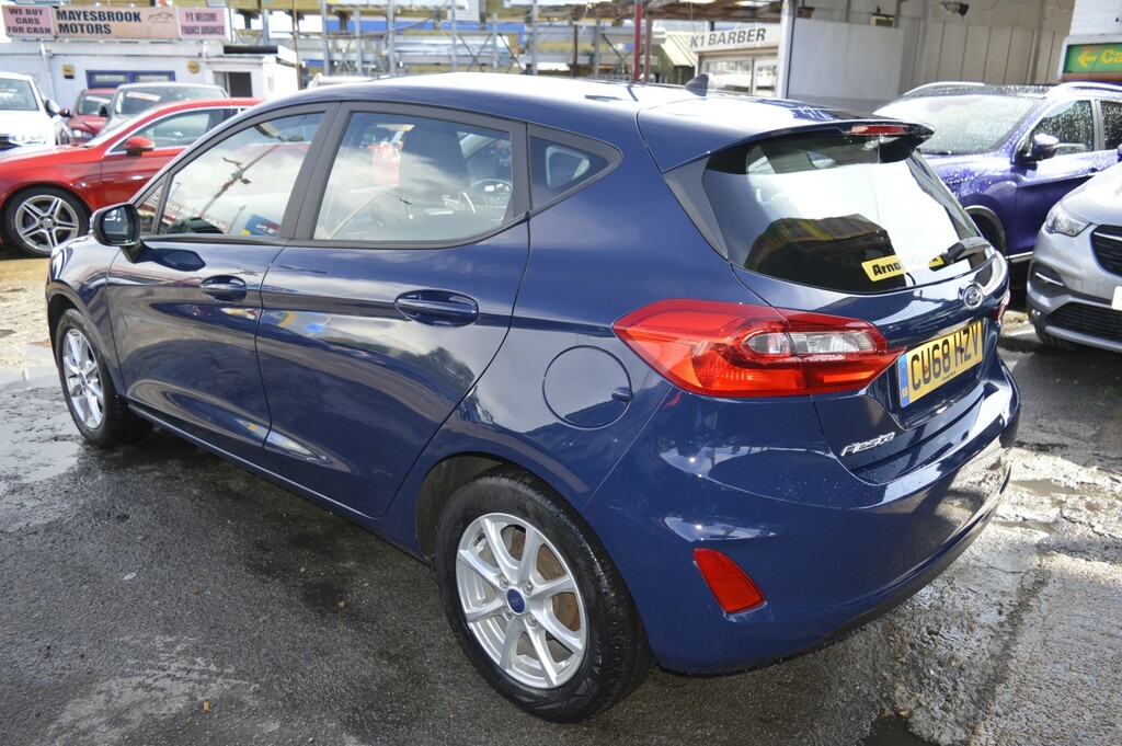 Ford Fiesta Hatchback 1.0 T Ecoboost Zetec 2019 CU68HZV Blue #4