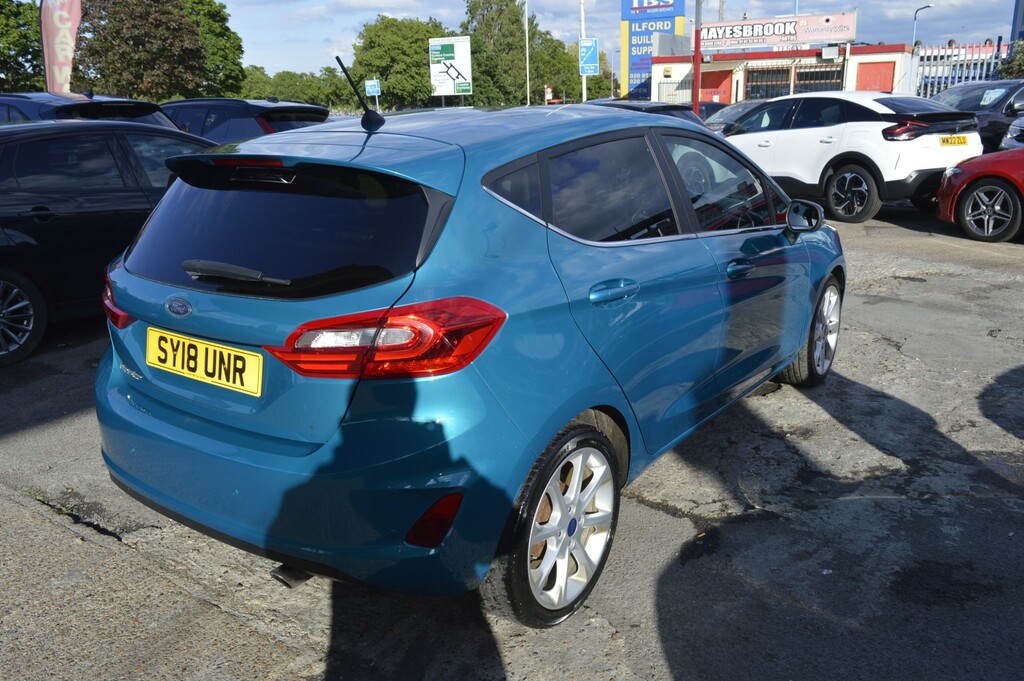 Ford Fiesta Hatchback 1.0 T Ecoboost Titanium 2018 SY18UNR Blue #2