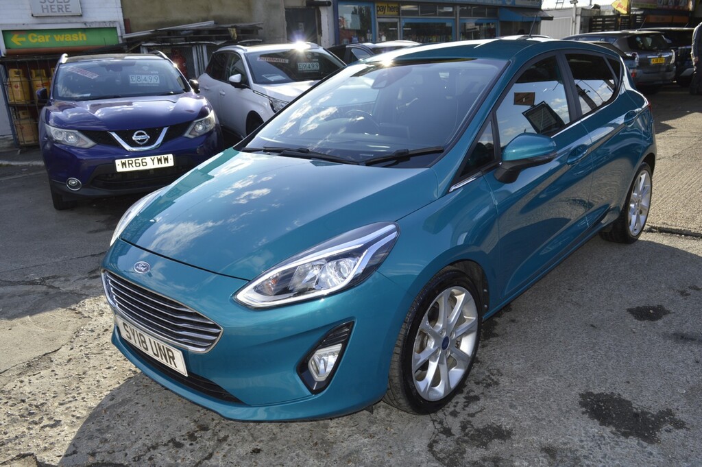 Ford Fiesta Hatchback 1.0 T Ecoboost Titanium 2018 SY18UNR Blue #3