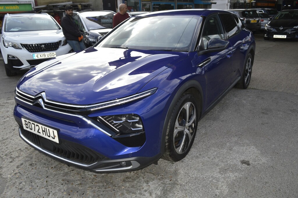 Citroen C5 X Hatchback 1.6 New C5 X Hybrid Sense Plus 2022 Blue #3