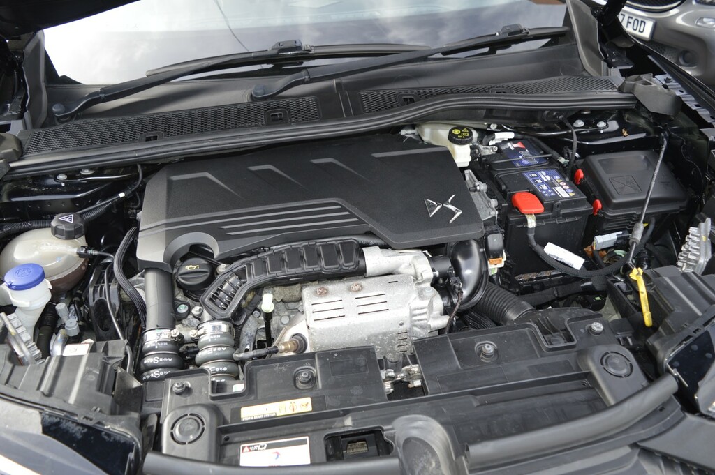 DS DS 3 Crossback 1.2 Puretech Performance Line Crossback Euro 6 S  #23