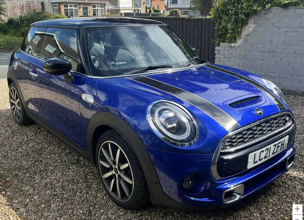 Mini Hatch Cooper S Exclusive Blue