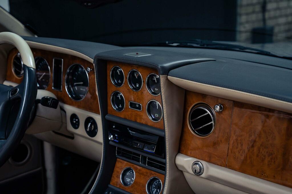 Bentley Azure 6.8 Convertible 422 Gkm 385 Silver #61