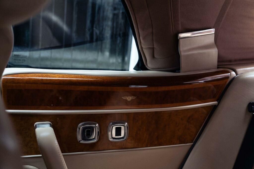 Bentley Azure 6.8 Convertible 422 Gkm 385 Silver #40