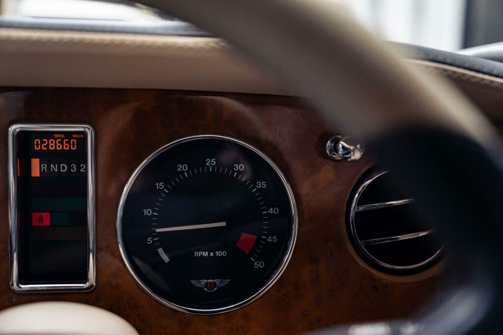 Bentley Azure 6.8 Convertible 422 Gkm 385 Silver #35