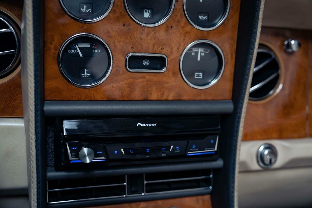 Bentley Azure 6.8 Convertible 422 Gkm 385 Silver #47