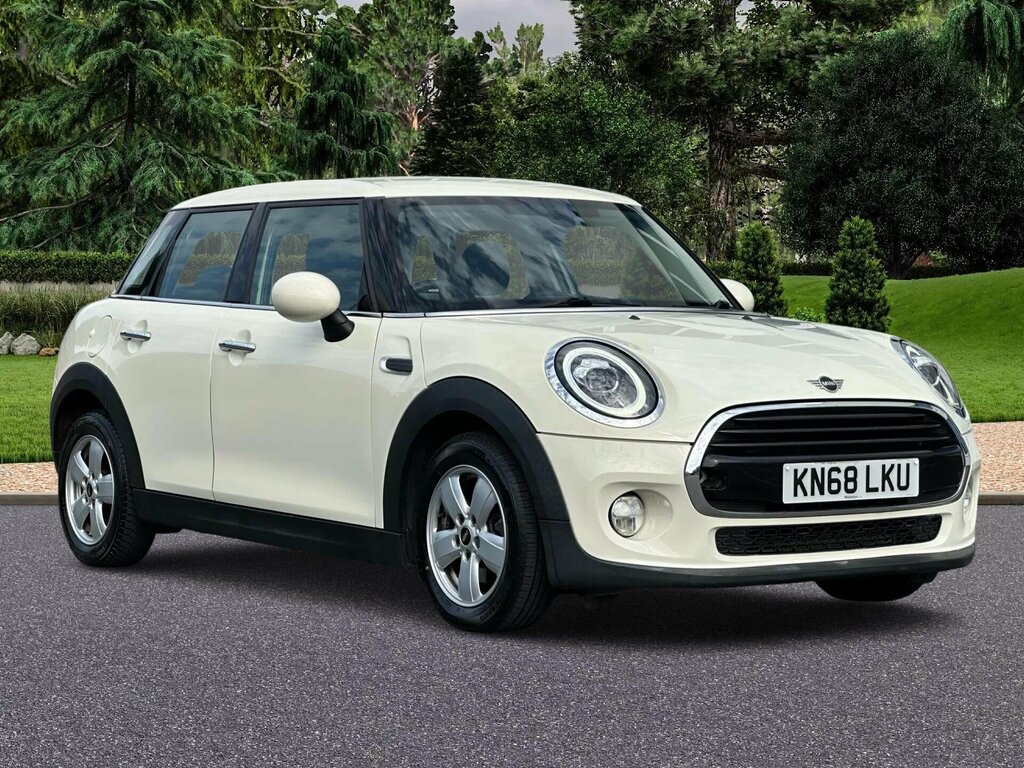 Mini Hatch 1.5 Cooper Euro 6 Ss White