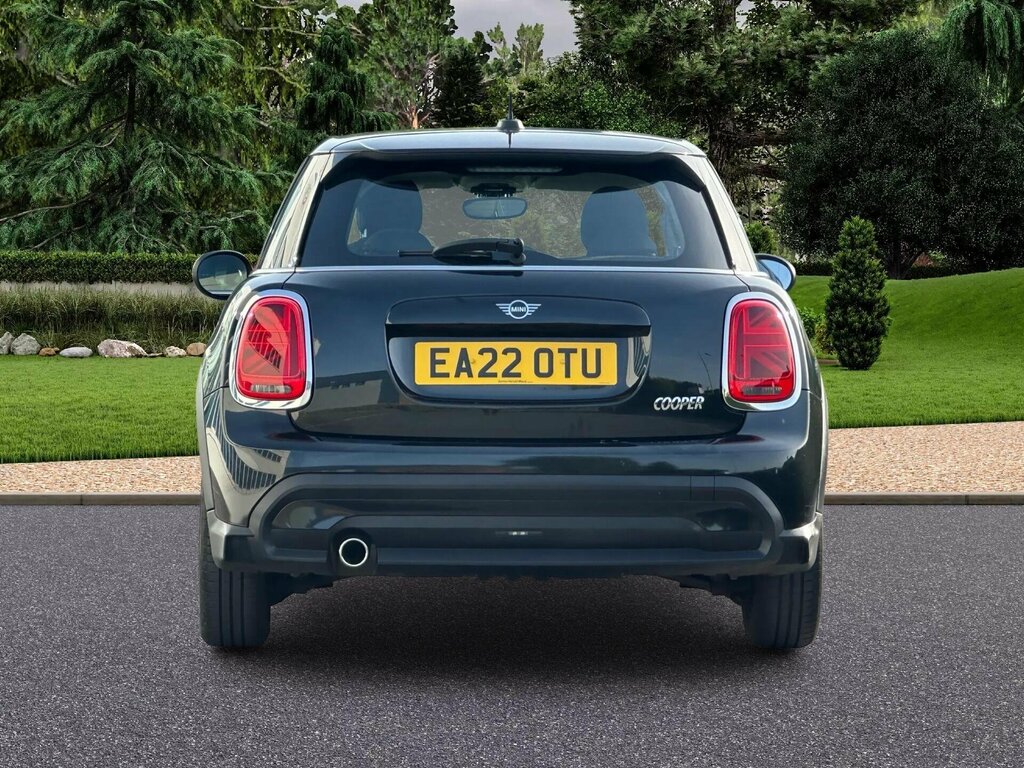 Mini Hatch 1.5 Cooper Classic Steptronic Euro 6 Ss EA22OTU Black #6