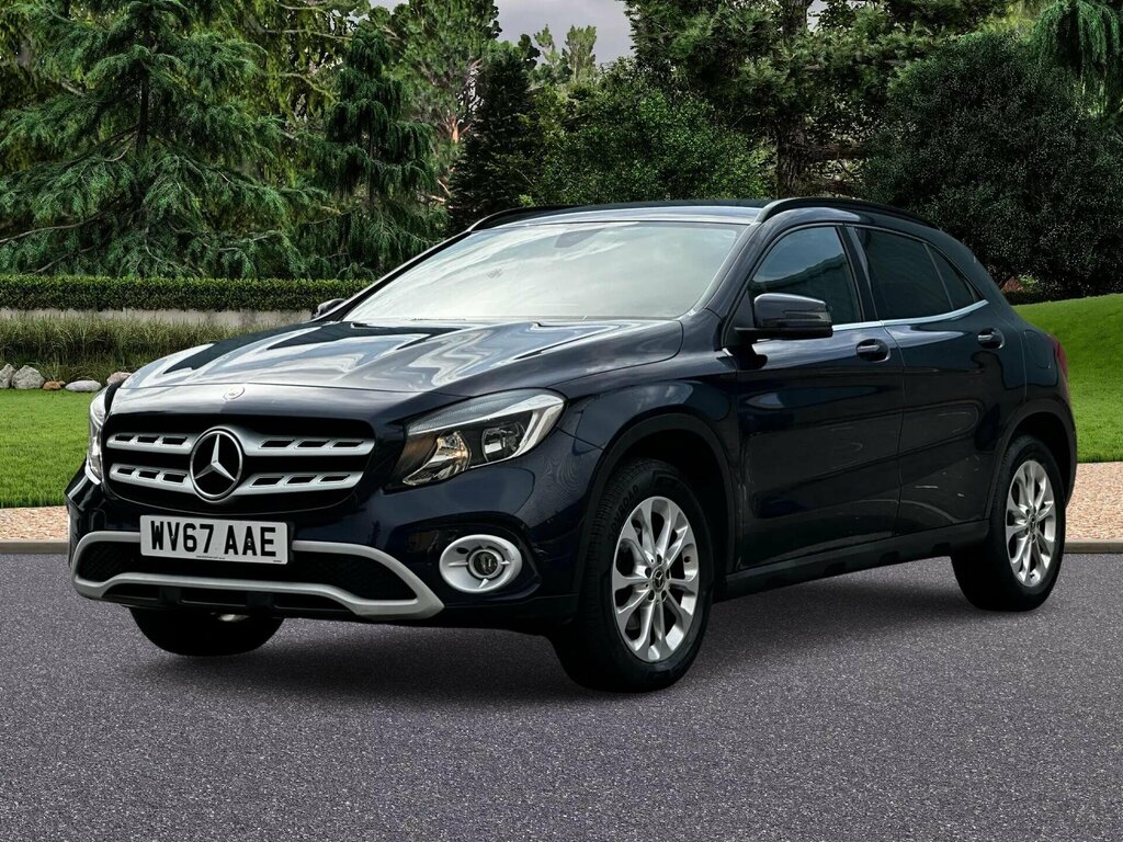 Mercedes-Benz GLA Class 1.6 Gla200 Se Euro 6 Ss WV67AAE Blue #3