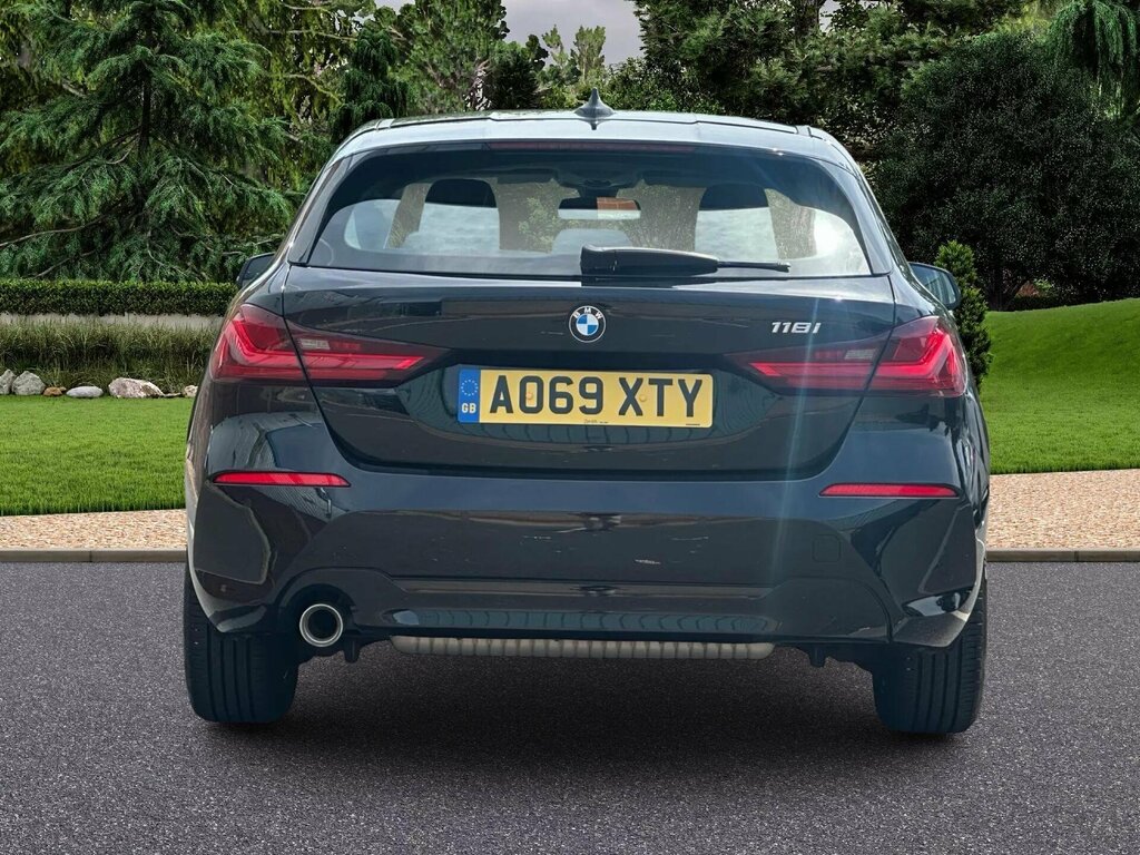 BMW 1 Series 1.5 118I Se Dct Euro 6 Ss AO69XTY Black #5