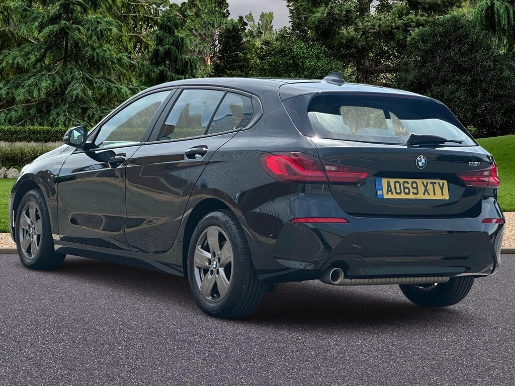 BMW 1 Series 1.5 118I Se Dct Euro 6 Ss AO69XTY Black #4